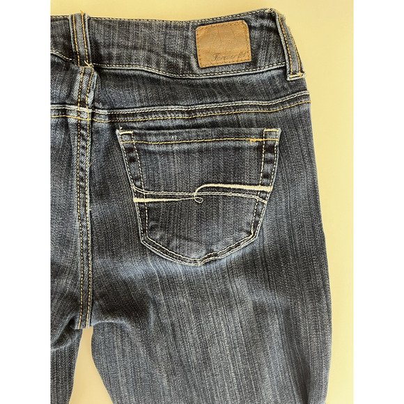 Forever 21 Y2K Low Rise Boot Cut Jeans Size 26 Medium Wash Blue Western Rodeo - Picture 6 of 12